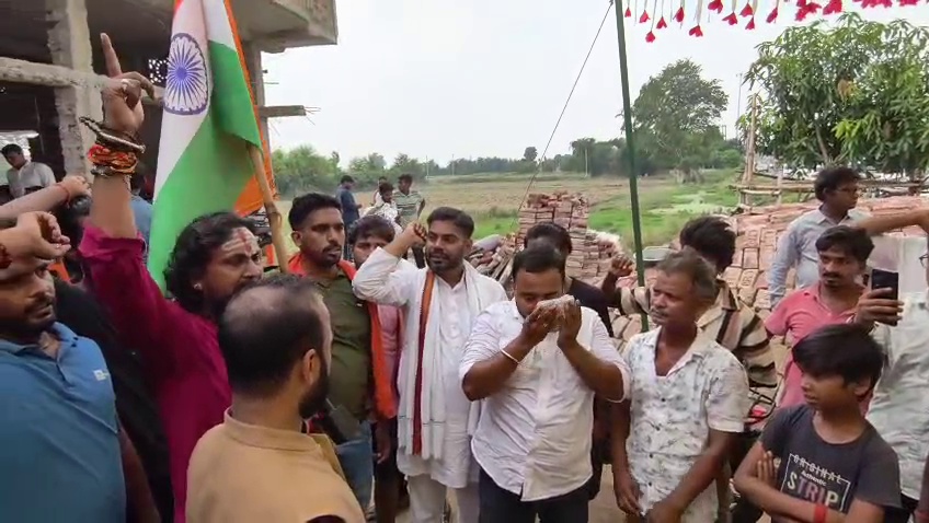 BHARAT TIWARI ENCOUNTER