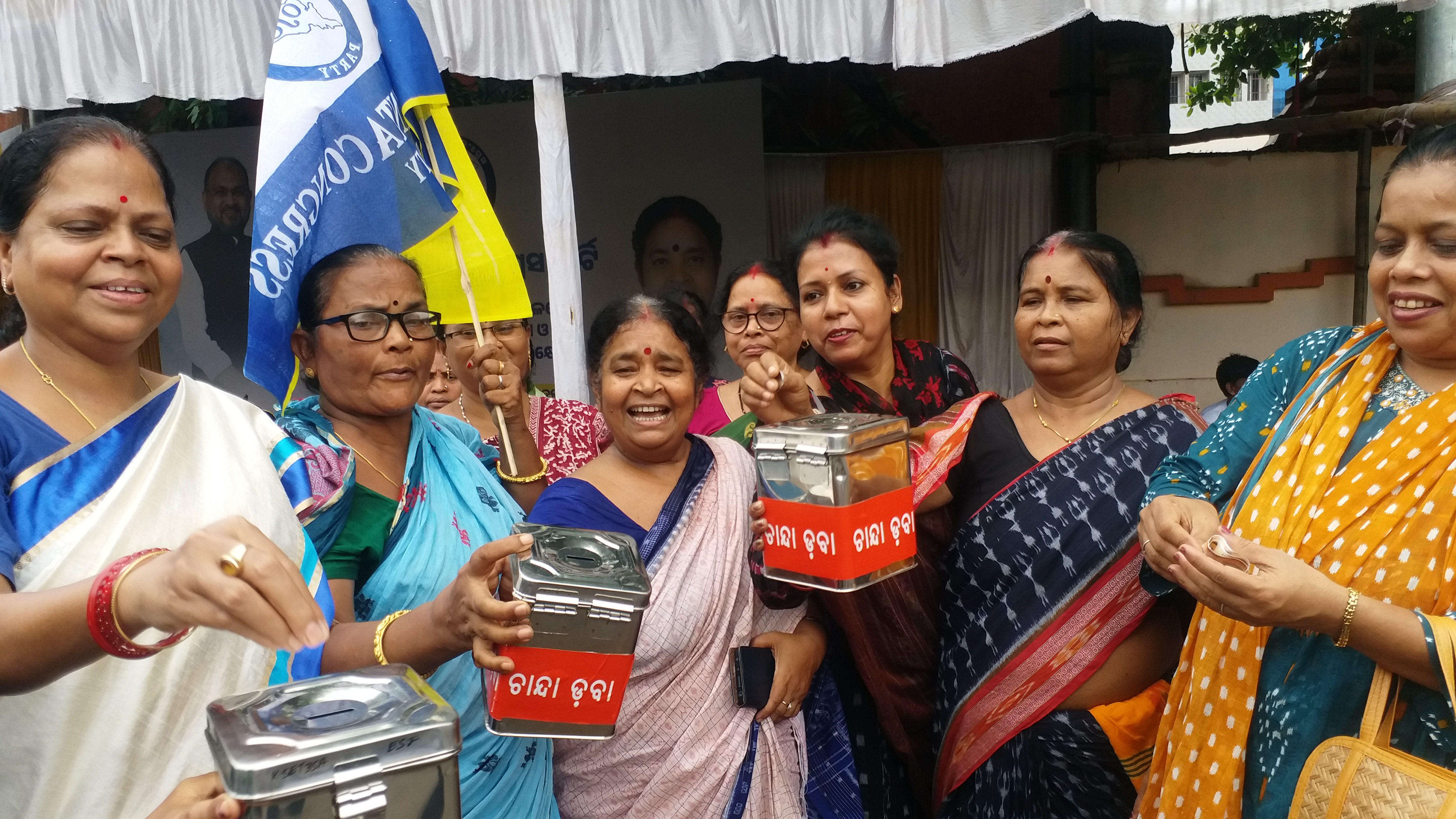 ମେୟରଙ୍କ ଏଭଳି ଦୁର୍ନୀତି ଯୋଗୁଁ ସହରରେ ପରିମଳ ଓ ଜଳବନ୍ଦୀ ଅବସ୍ଥା ଗୁରୁତର ହେଉଛି ବୋଲି ଓଜେସି ଅଭିଯୋଗ କରିଛି ।