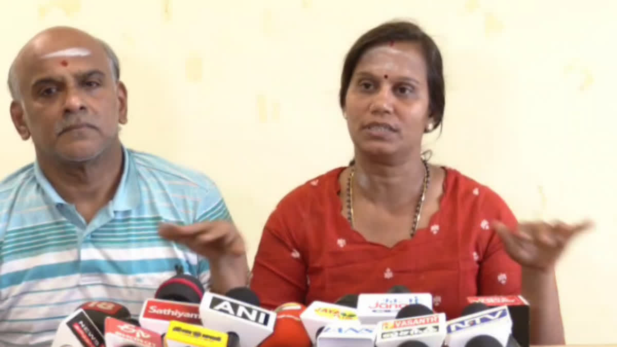 நேபாள வெள்ளத்தில் சிக்கி திரும்பிய சிவரஞ்சனி பேட்டி