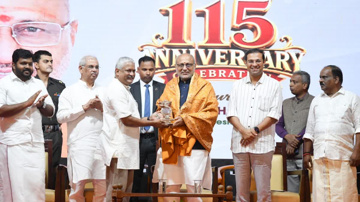 VICE PRESIDENT C P RADHAKRISHNAN  VICE PRESIDENT KERALAM VISIT  RADHAKRISHNAN FLAGS OFF ONAM  VICE PRESIDENT ARANMULA BOAT RACE