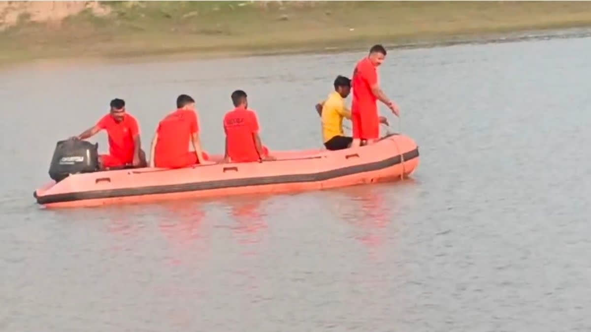 four siblings dies after drowning in lake in dholpur dead body of man recovered from chambal river in bundi, Urdu News