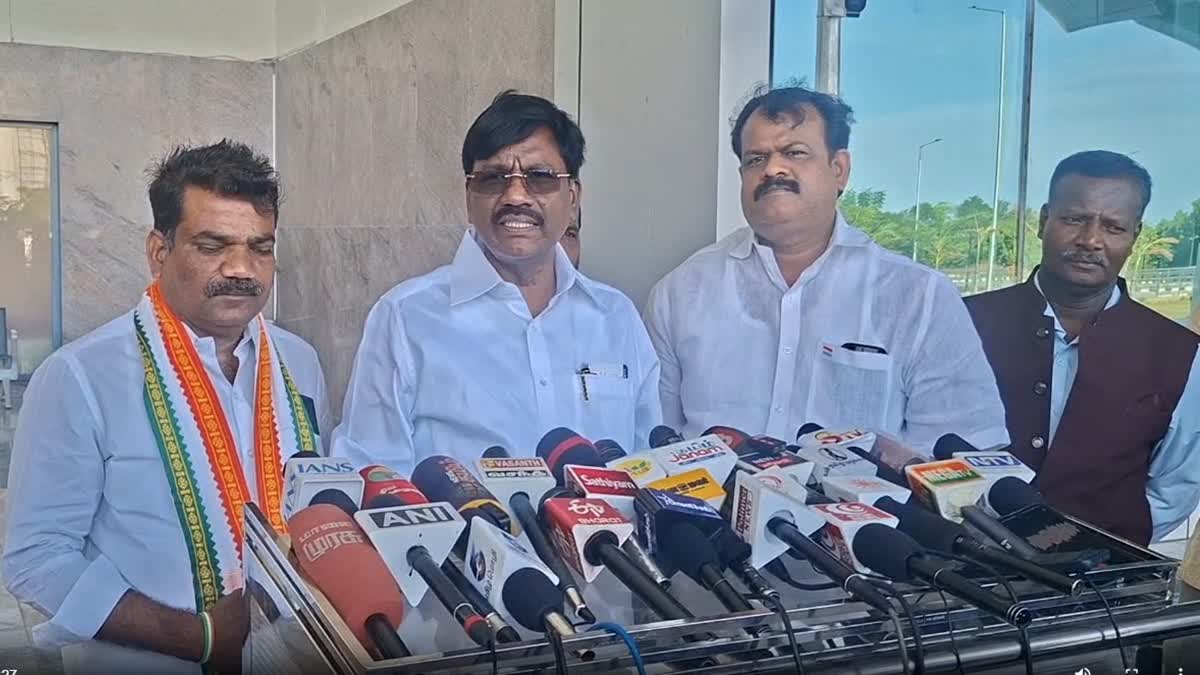 திருச்சி விமான நிலையத்தில் அமைச்சர் விஸ்வநாதன் பேட்டி