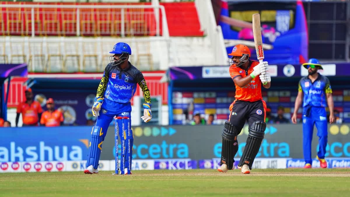 KCL 2026  CALICUT GLOBE STARS  KOCHI BLUE TIGERS  ROHAN KUNNUMMAL KCL