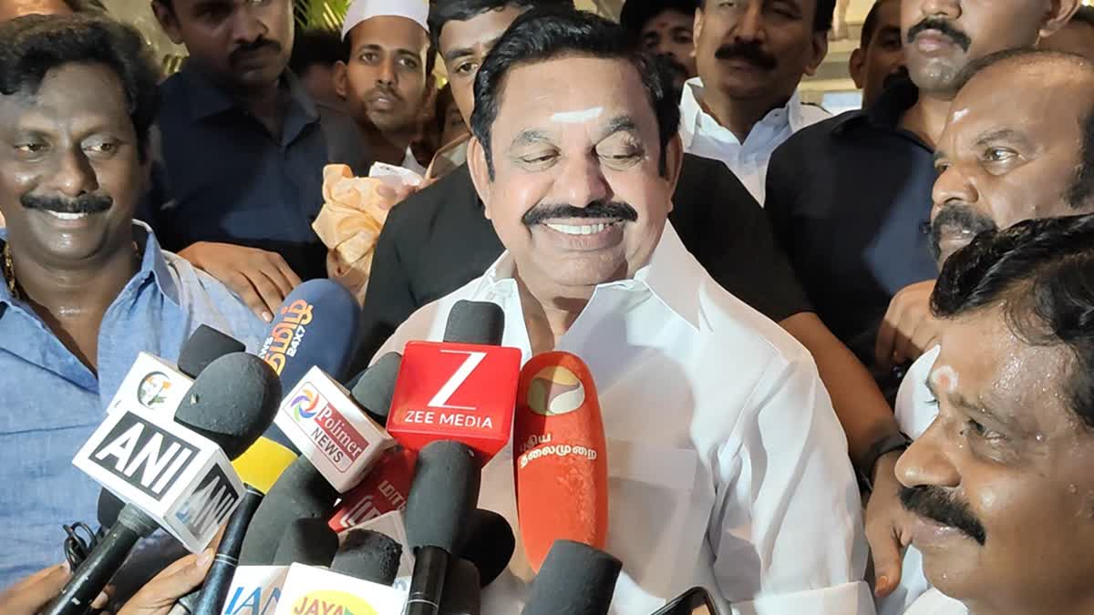 எடப்பாடி பழனிசாமி- செய்தியாளர் சந்திப்பு