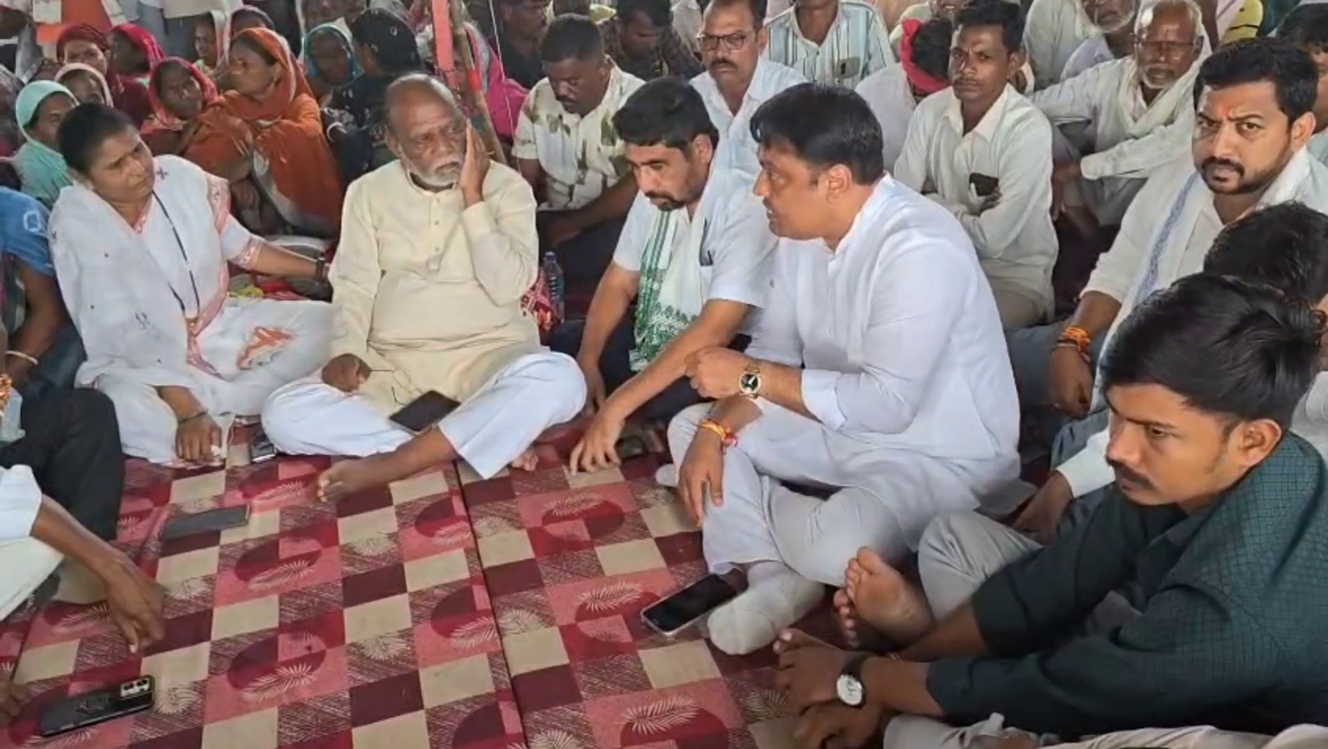 નર્મદાના સાગબારામાં ખેડૂતોના ધરણાનો આજે 23મો દિવસ