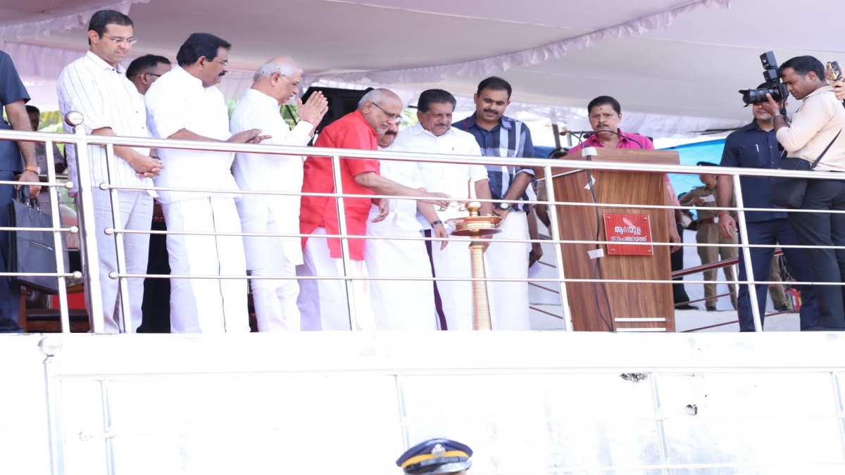 VICE PRESIDENT CP RADHAKRISHNAN  ARANMULA PARTHASARATHY TEMPLE  PAMBA RIVER BOAT RACE  PALLIYODAM RACE PATHANAMTHITTA