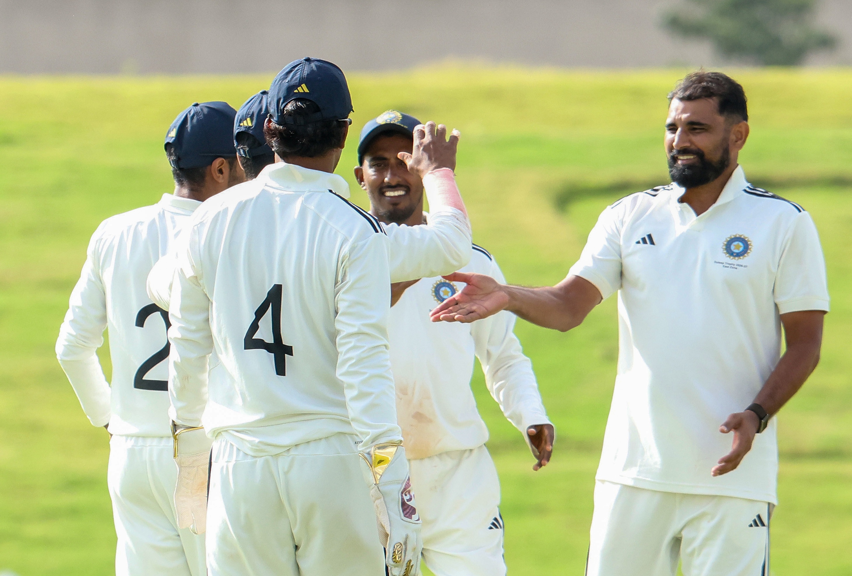 Mohammed Shami 6th Indian Bowler to Take 900 Professional Wickets