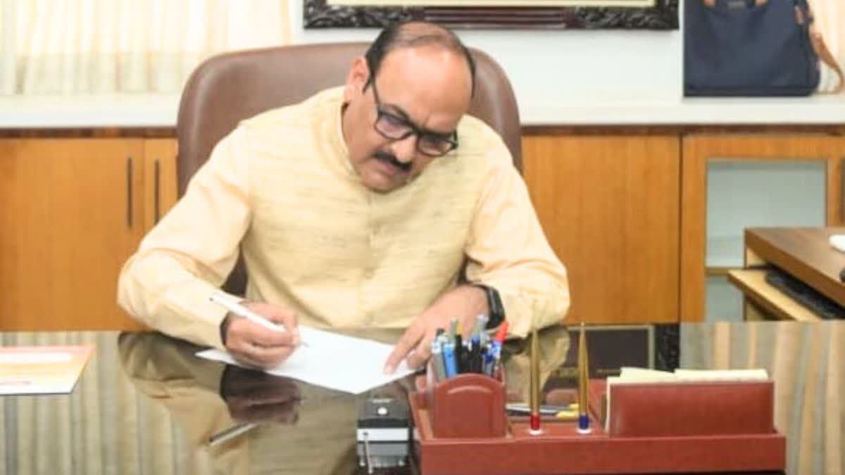 छत्तीसगढ़ के नए मुख्य सचिव विकास शील ने संभाला पदभार, अमिताभ जैन को दी गई  विदाई