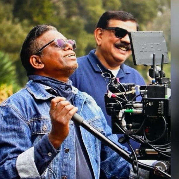 Yezhu Kadal Yezhu Malai cinematographer NK Ekambaram with Priyadarshan