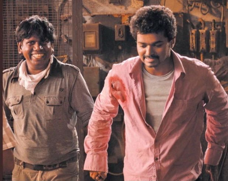 Yezhu Kadal Yezhu Malai cinematographer NK Ekambaram with Thalapathy Vijay