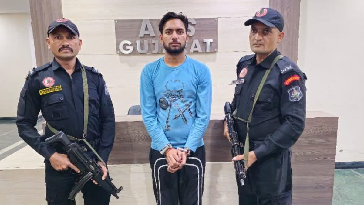 The Special Operations Group (SOG) of Jamnagar arrested a youth for his alleged involvement in a murder in Amritsar, Punjab on November 18.