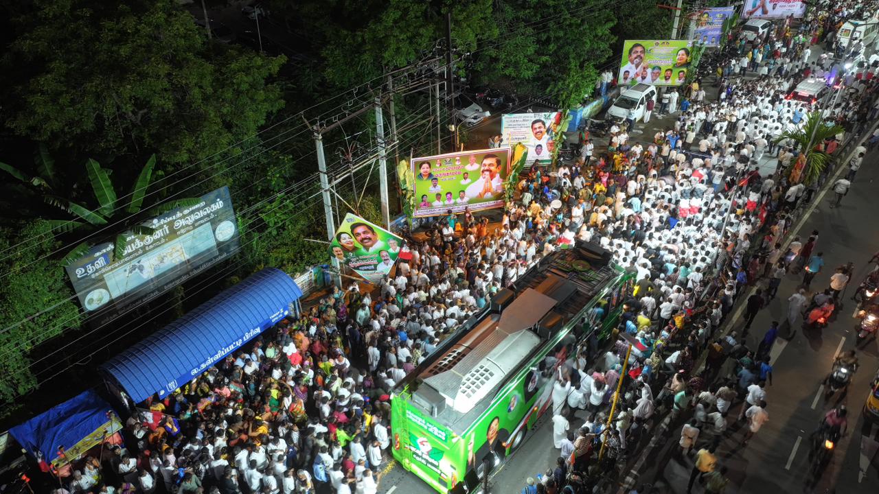 கூட்டத்தில் கலந்துகொண்டவர்கள்