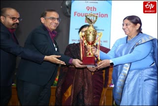 केजीएमयू क्रिटिकल केयर मेडिसिन विभाग का स्थापना दिवस समारोह.