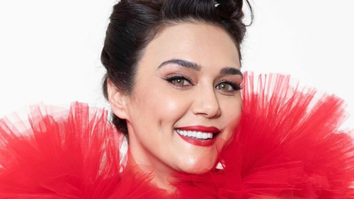 ACTRESS PREITY ZINTA  PREITY ZINTA DIET PLAN  PREITY ZINTA FITNESS ROUTINE  PREITY ZINTA FITNESS MANTRA