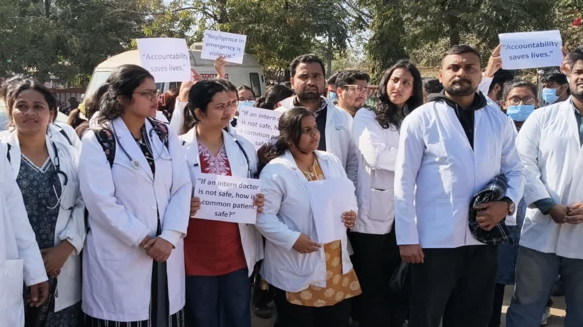 SATNA TRAINEE DOCTORS STRIKE