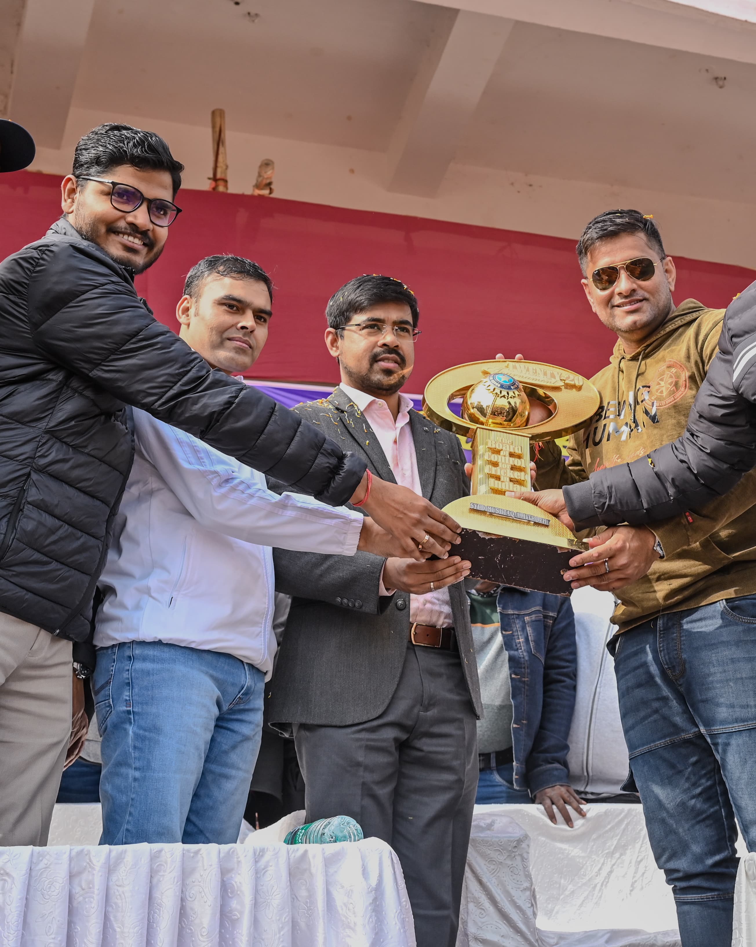 Former cricketer Saurabh Tiwary arrived Deoghar with Syed Mushtaq Ali Trophy