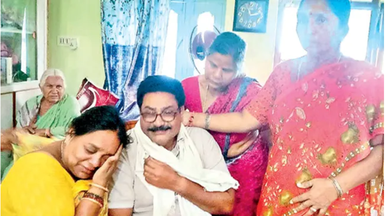 Two young women from telangana die in a tragic accident in America