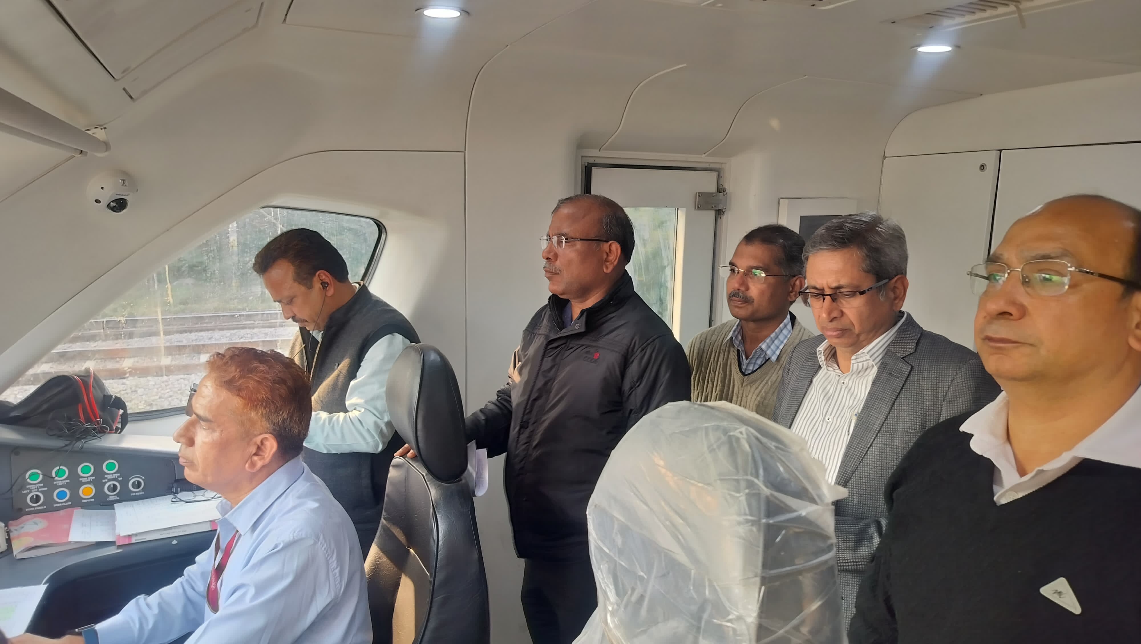 Delhi Mumbai route Vande Bharat