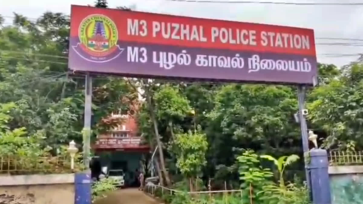 தொழிலதிபர் குடும்பத்தை கட்டிப்போட்டு கத்திமுனையில் 15 சவரன் நகைகள், ரூ.25 லட்சம் பணம் கொள்ளை