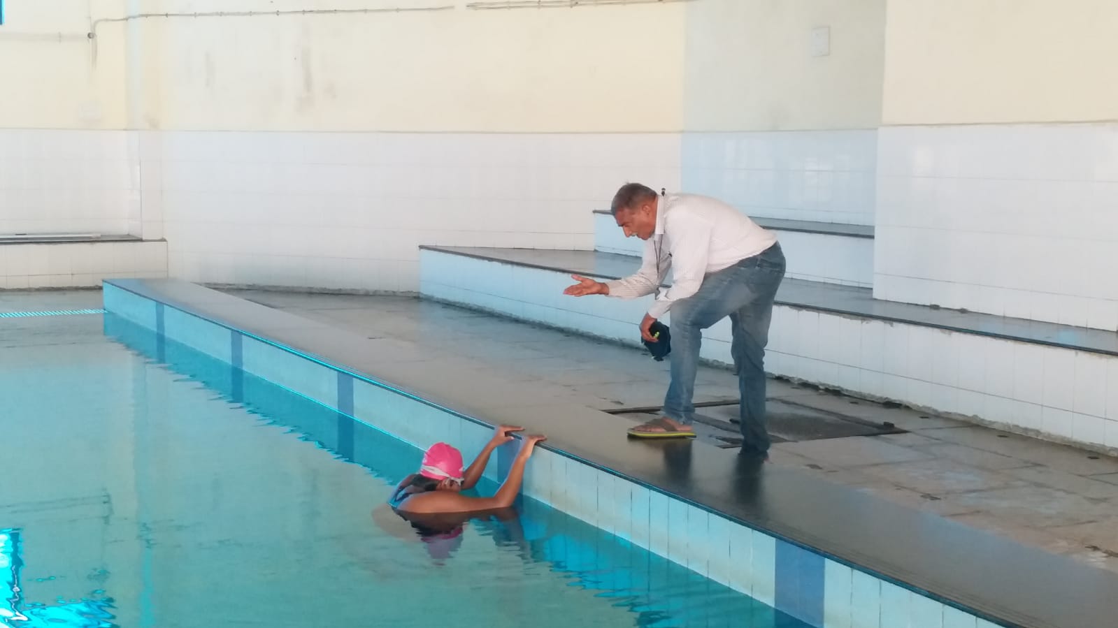 Ishwari has been undergoing rigorous training in various swimming pools across the Nagpur