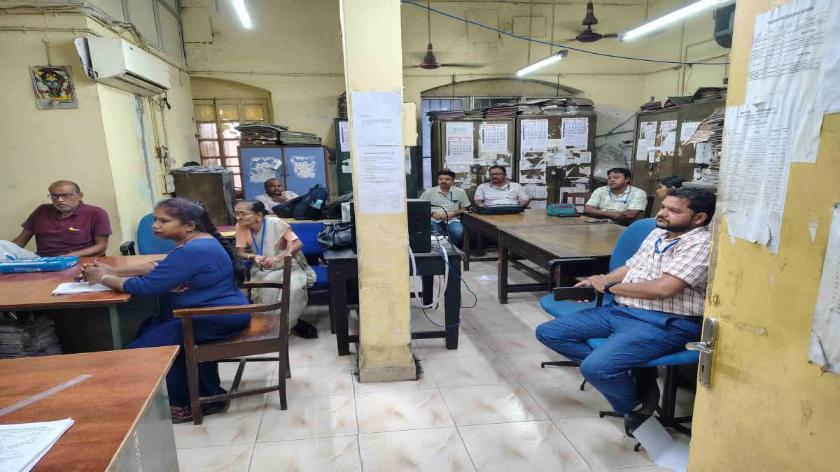 KMC Workers Holiday Cancelled
