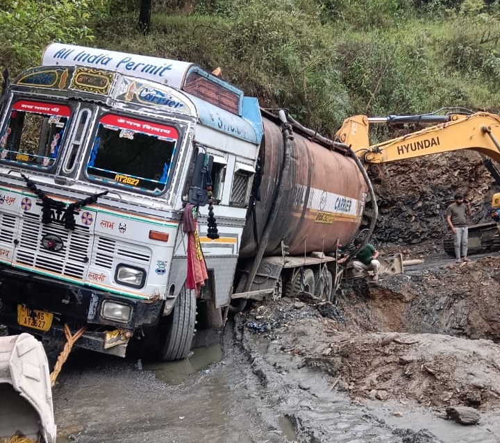 Tanker STUCK