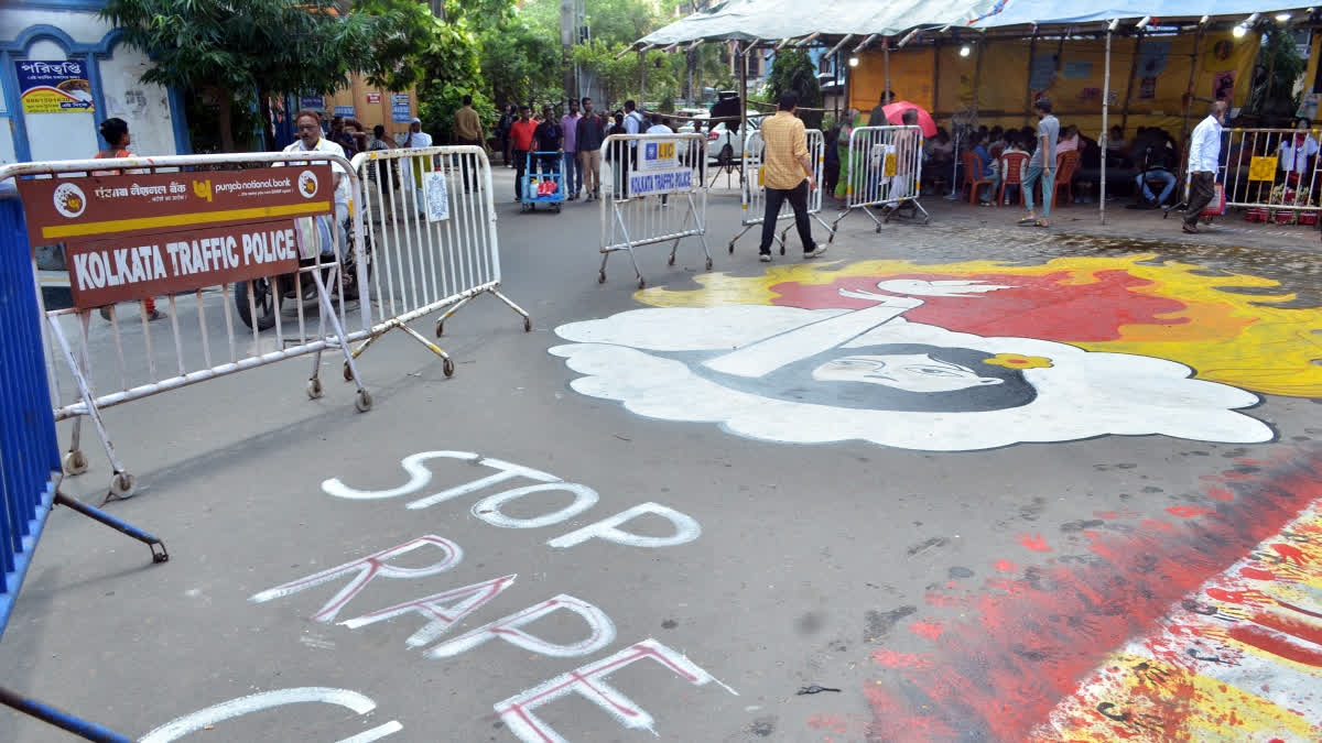Doctor Rape-murder: Bike-borne Man Enters Protest Area, Key Kolkata Road Blocked 'Stop Rape' painted on the road during the doctors' protest against the RG Kar Medical College and Hospital rape-murder case, at Kolkata on Aug 29.