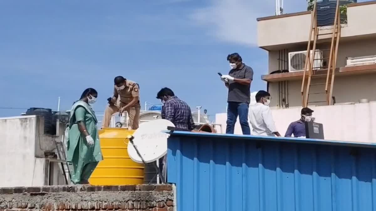 சின்டெக்ஸ் தொட்டியில் கிடந்த உடல் பாகங்கள்