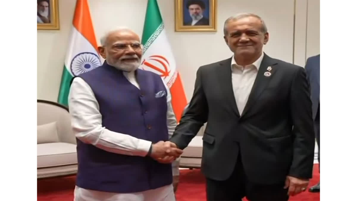ایس سی او سربراہی اجلاس: پی ایم مودی نے بشکیک میں ایرانی صدر مسعود پیزشکیان سے ملاقات کی