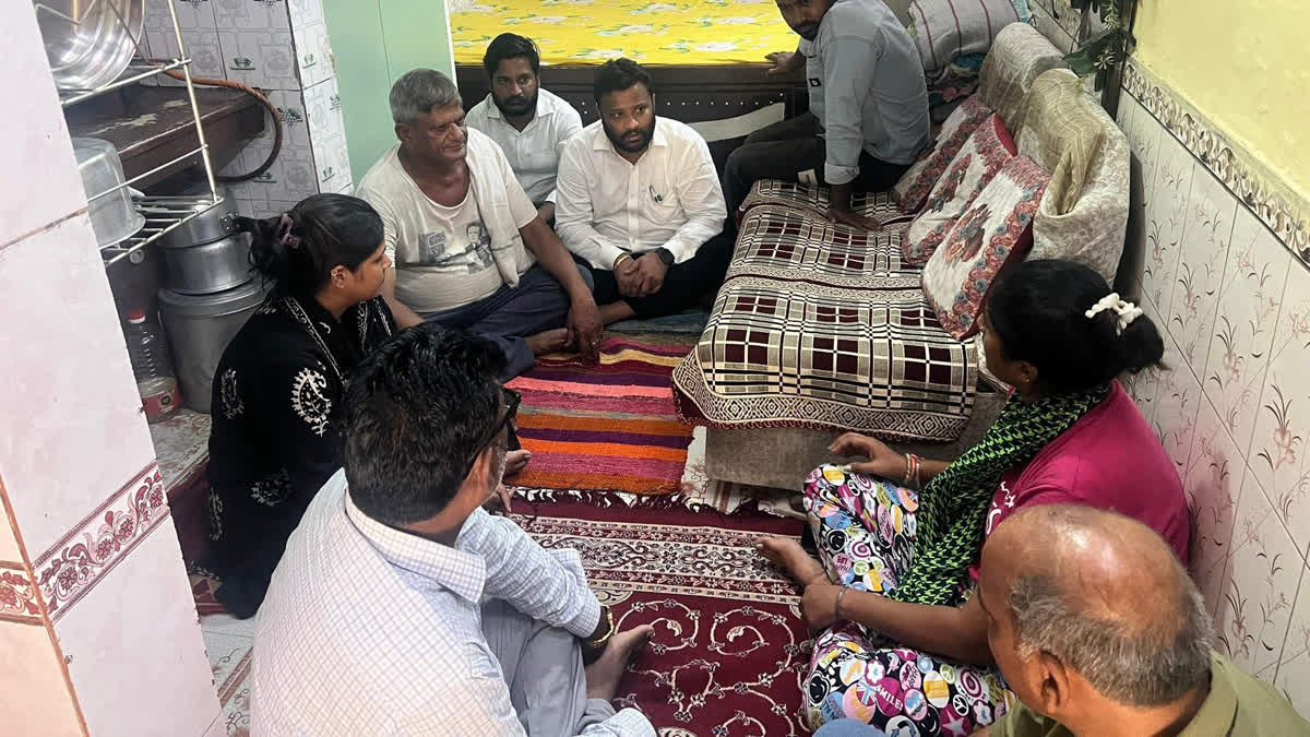 दिल्ली के ईस्ट विनोद नगर स्कूल में छात्रा की मौत, शिक्षा मंत्री बोले- सख्त कार्रवाई की जाएगी स्कूल में छात्रा की तबीयत बिगड़ी, एक महीने इलाज के बाद मौत