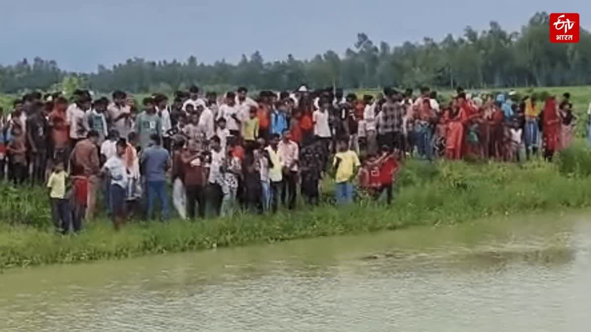 श्रावस्ती में मां बेटी के शव मिले