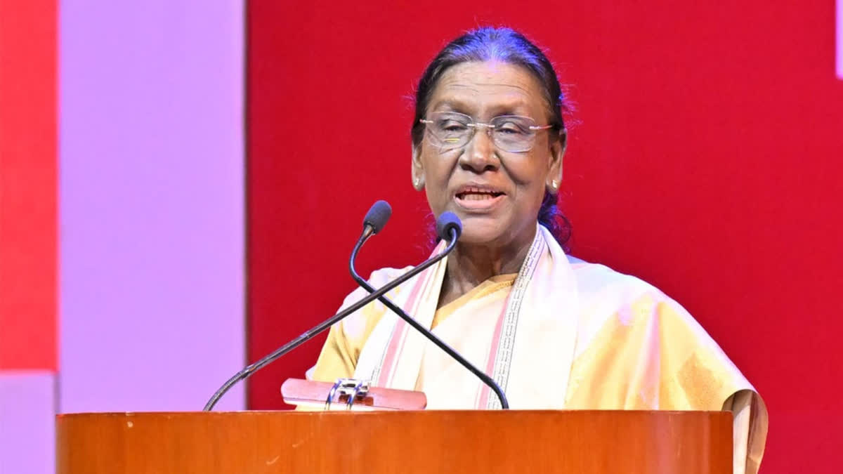 President Murmu At NIFT Convocation Urges Students To Maintain Global Outlook While Remaining Connected To Roots President Murmu At NIFT Convocation Urges Students To Maintain Global Outlook While Remaining Connected To Roots