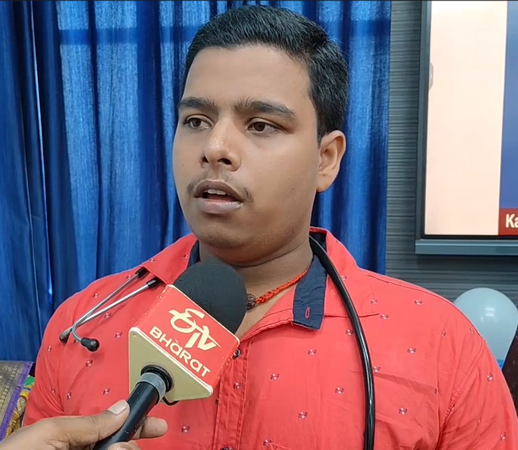 Odisha NEET Success: Migrant Worker’s Son And Security Guard’s Daughter From Ganjam Earn Government Medical Seat