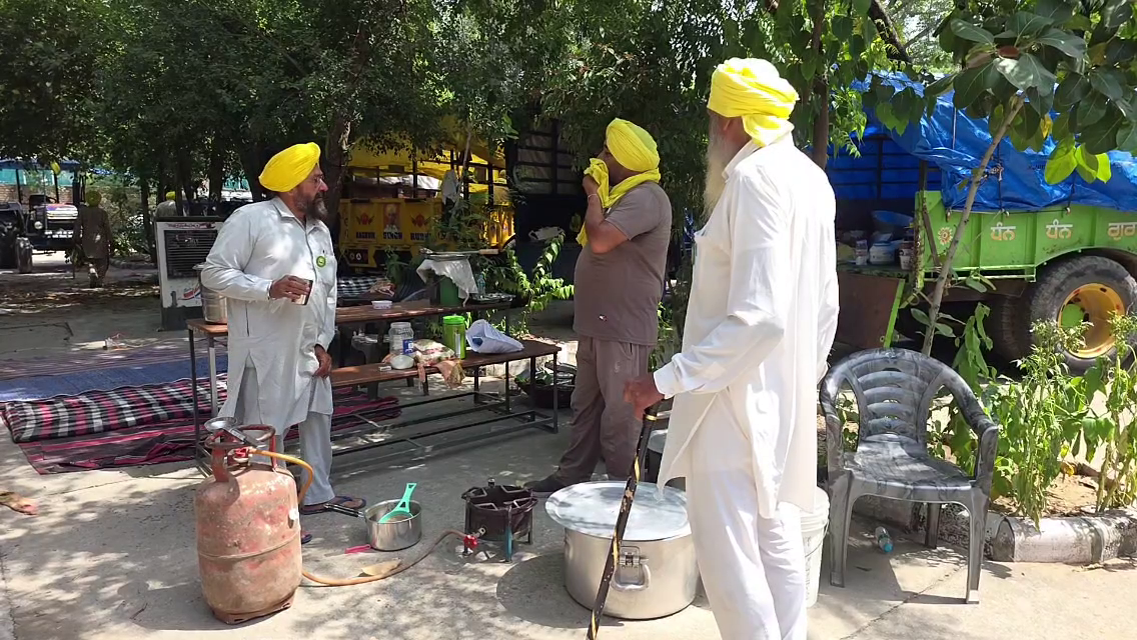 Farmer Union protest at DC office