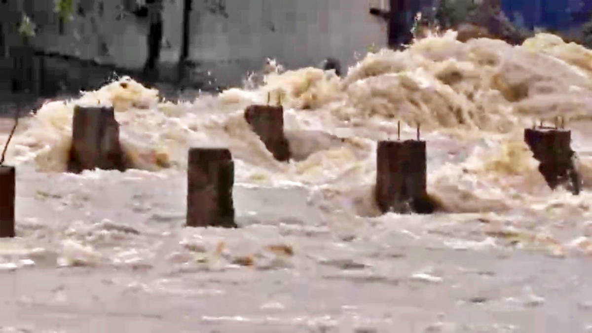 Flood at Gupta Dham Temple