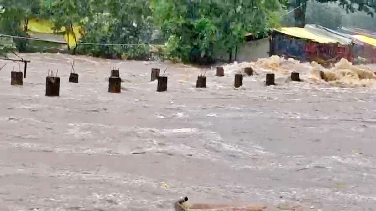 Flood at Gupta Dham Temple