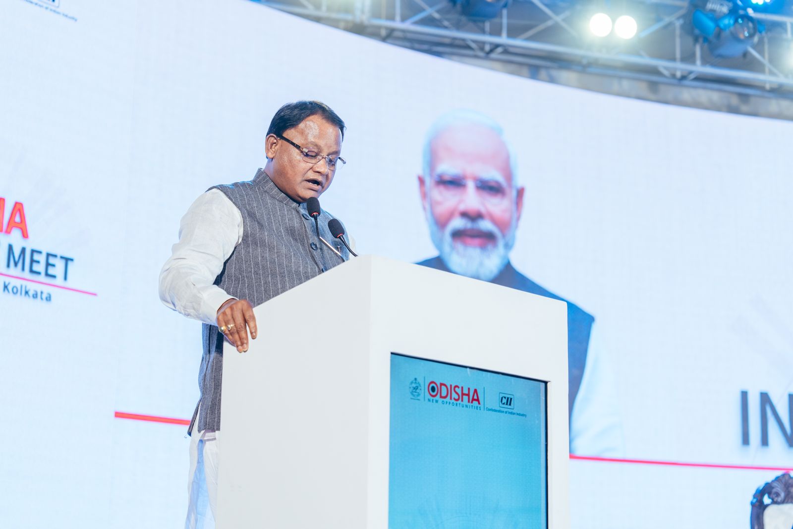 ସିଙ୍ଗାପୁର ପରେ ଏବେ ଦୁବାଇରେ ନିବେଶକଙ୍କୁ ଓଡ଼ିଶା ମୁହାଁ କରାଇବାକୁ ରାଜ୍ୟ ସରକାରଙ୍କ ପ୍ରସ୍ତୁତି ।