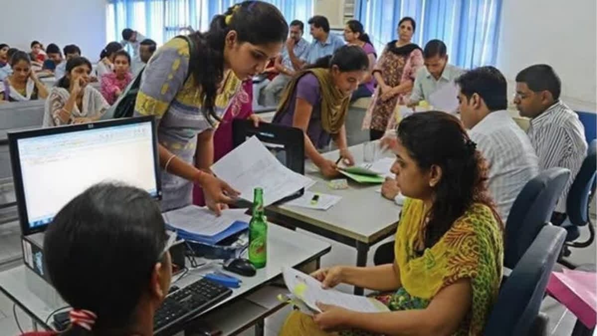 college seat vacancy