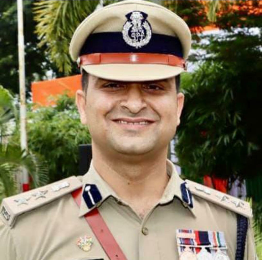 IPS Surendra Jha