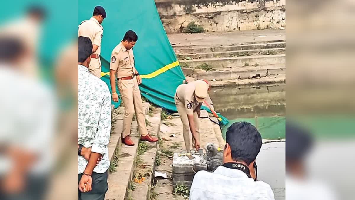 Destruction of Shiva Lingam in Draksharamam