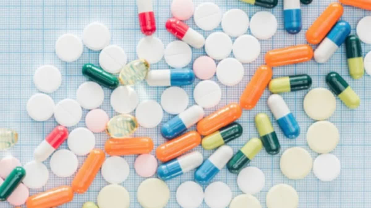 The central government has banned the painkiller Nimesulide tablet Urdu News