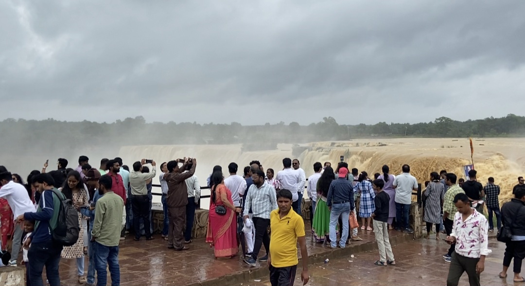 NEW YEARS EVE CELEBRATION