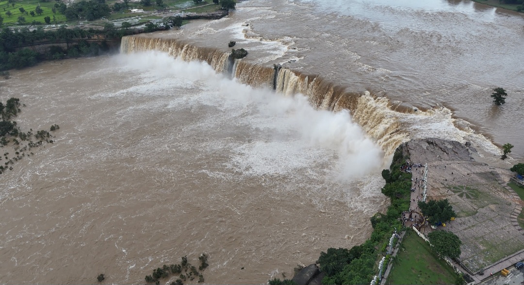 NEW YEARS EVE CELEBRATION