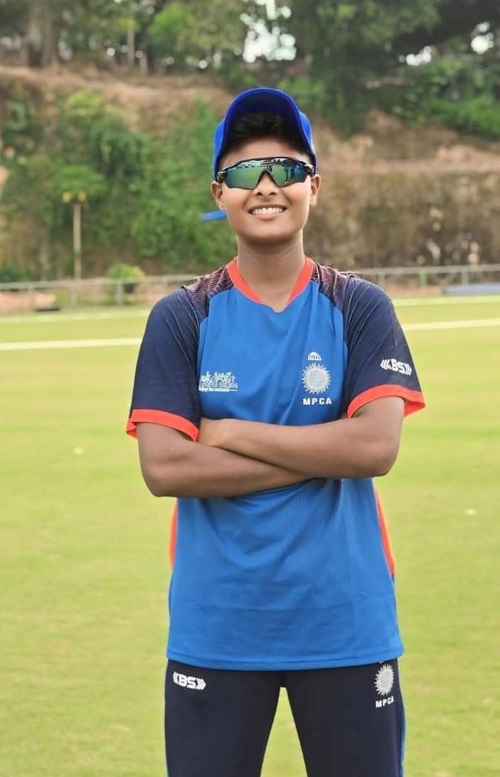 cricketer kranti Gaur honor