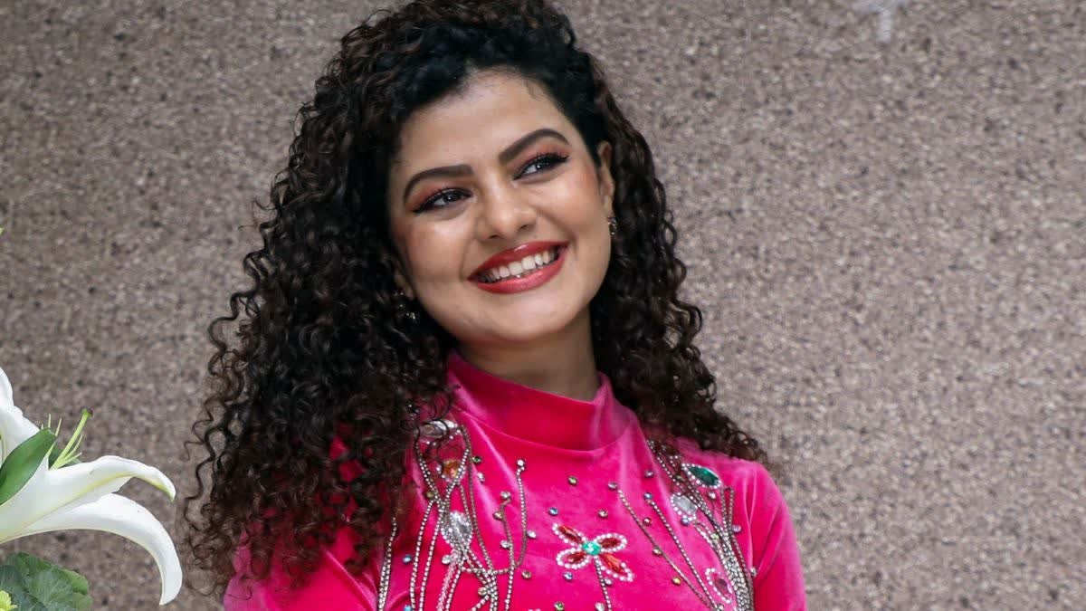 Palak Muchhal Guinness and Limca Book of Records