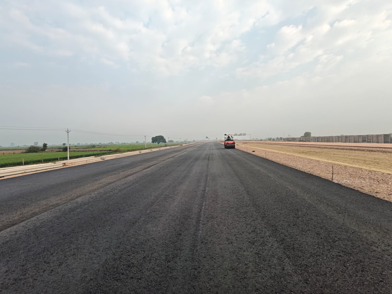 Delhi Mumbai Expressway