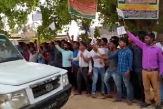 NO ROAD, NO VOTE ধ্বনিৰে উত্তাল কাৰ্বি আংলঙৰ নৱাইবিল