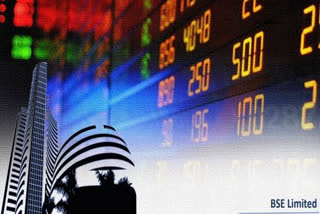 Reliance Industries becomes first Indian firm to hit Rs 19 lakh cr