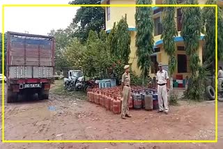 Police seized truck loaded LPG Cylinder in Moran