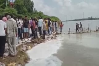 નર્મદામાં માલધારીઓ દ્વારા હજારો લીટર દૂધનો અભિષેક, ભરુચ જિલ્લામાં દૂધ વેચાણ બંધ